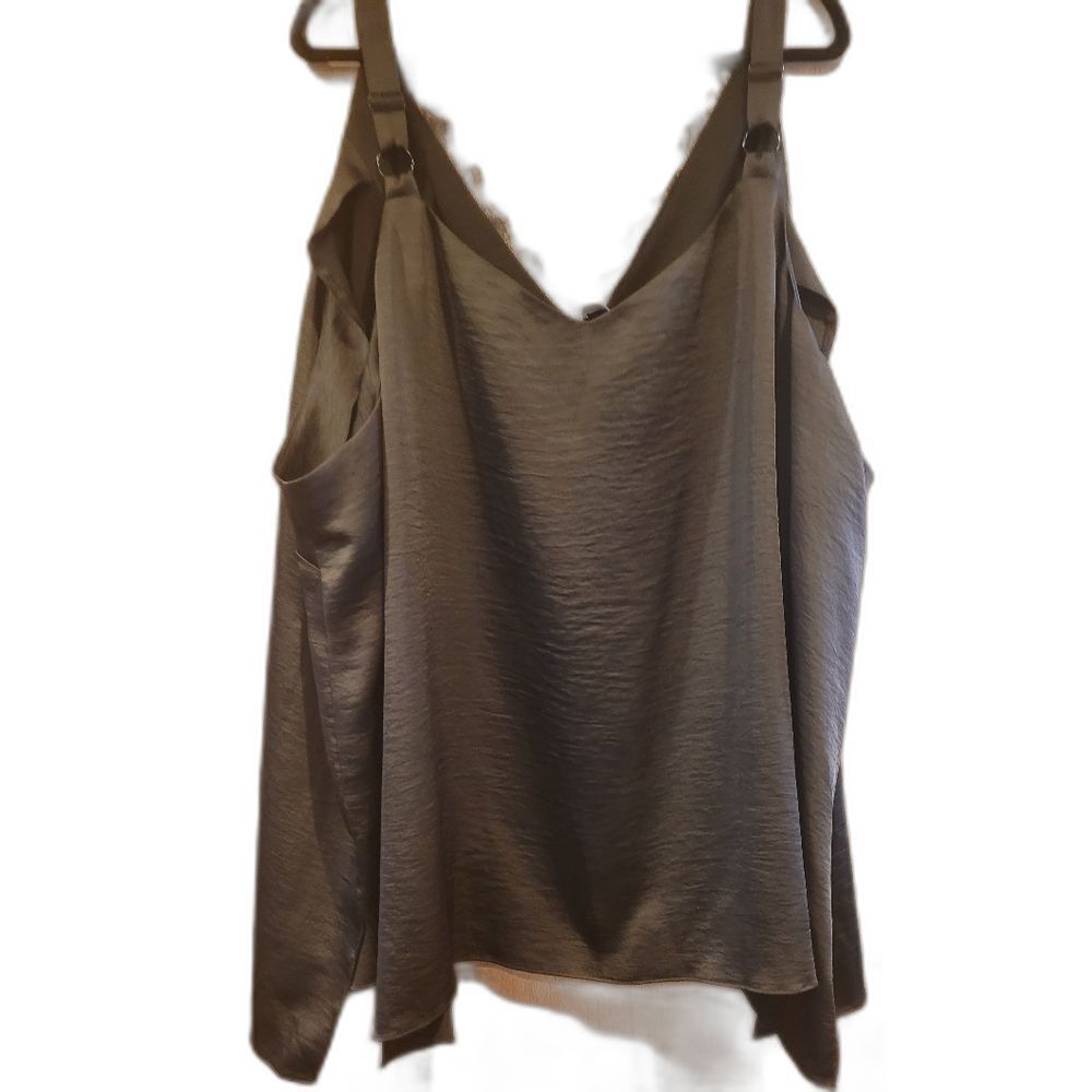 Universal Standard Black Camisole - Picture 5 of 9